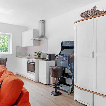Modern Studio In Arnold Centre 노팅엄 외부 사진